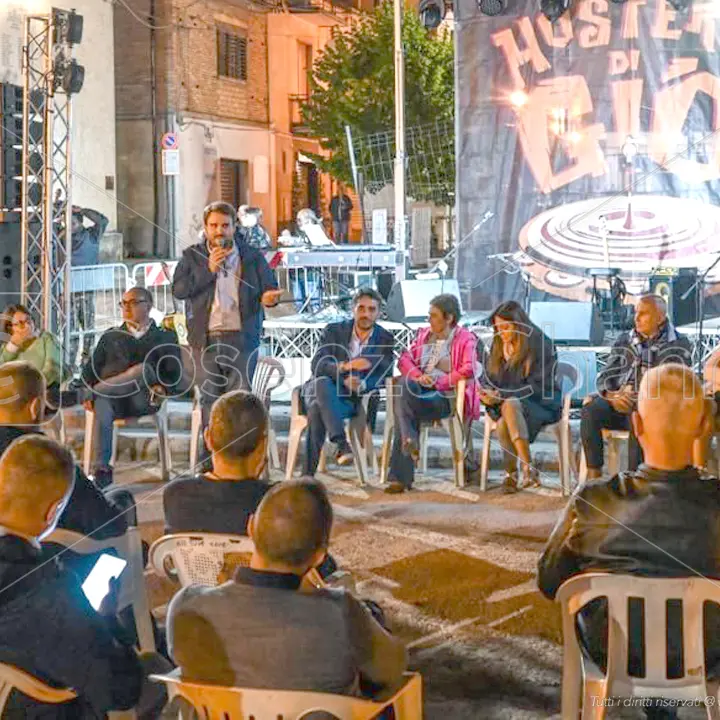 Pd Cosenza, la riscossa parte dalla Festa dell'Unità di Spezzano Sila