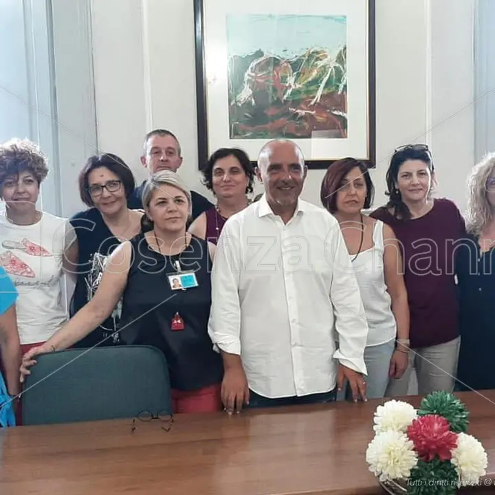 Lpu e Lsu stabilizzati ad Acri, 15 lavoratori scrivono a Capalbo: «Sei stato di parola»