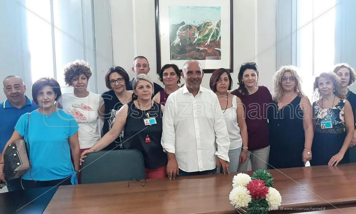 Lpu e Lsu stabilizzati ad Acri, 15 lavoratori scrivono a Capalbo: «Sei stato di parola»