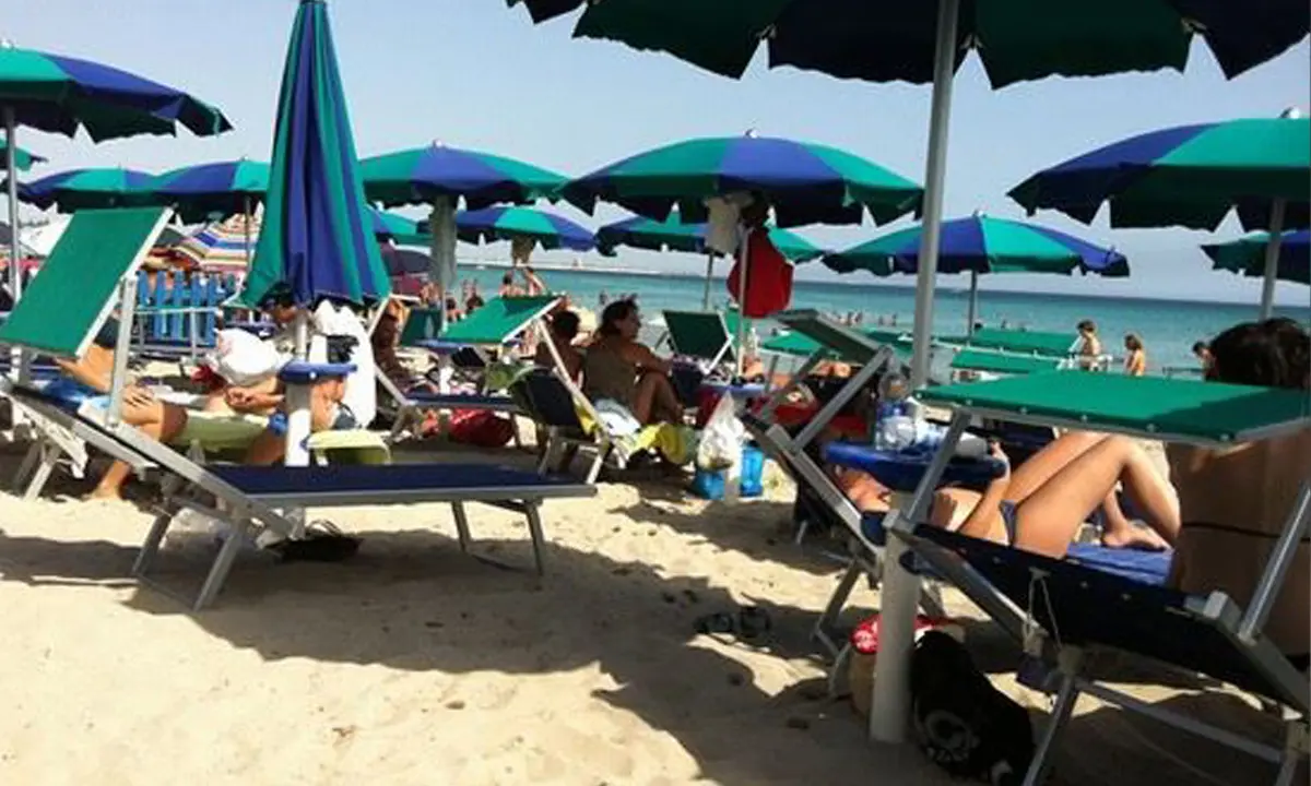 No alla proroga per le concessioni balneari, adesso l'estate cosentina è seriamente a rischio