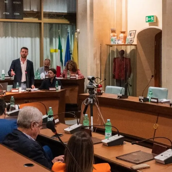 Corigliano Rossano introduce il \"Question Time\" in Consiglio comunale
