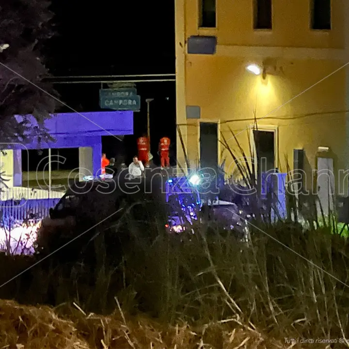 Amantea, tragedia immane: a Campora ragazzo travolto da un treno durante i fuochi