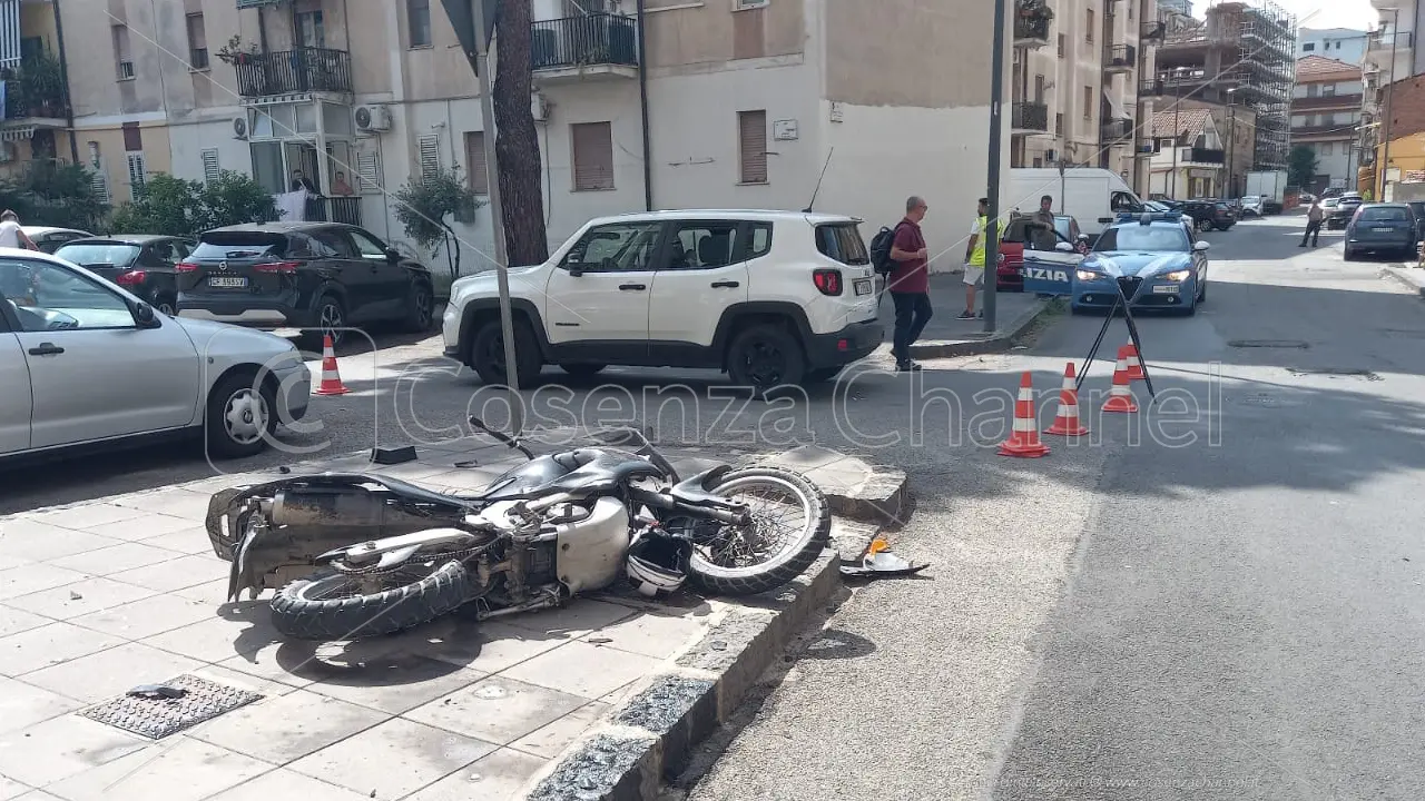 Incidente mortale a Cosenza, i familiari del 16enne presentano denuncia