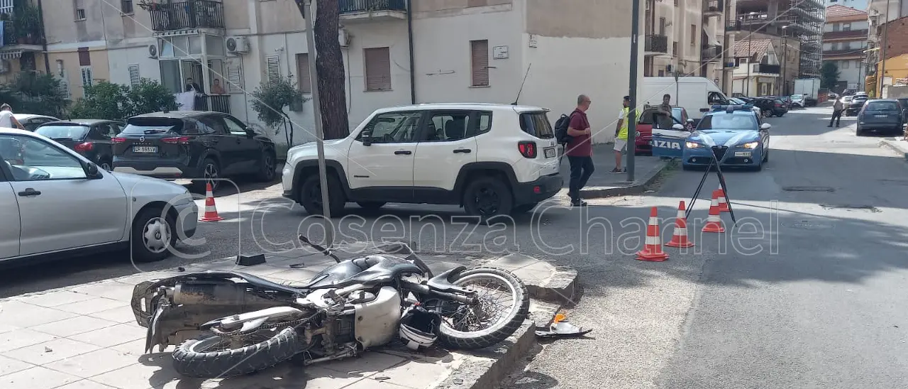 Incidente mortale a Cosenza, i familiari del 16enne presentano denuncia