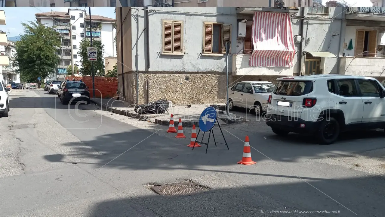 Cosenza, indagato un poliziotto per la morte del 16enne nell'incidente di sabato