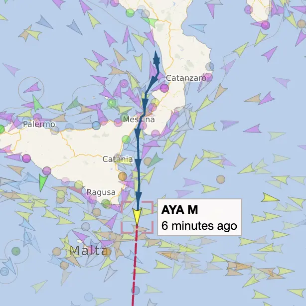Nave di Panama a \"spasso\" sulle nostre coste. Granata: «Intervenga la nostra capitaneria»