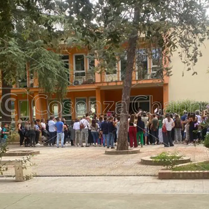 Prima campanella tra Cosenza e Rende, tra speranze, qualche salasso e lavori in corso | FOTO