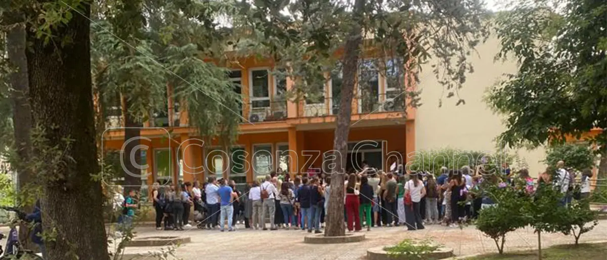 Prima campanella tra Cosenza e Rende, tra speranze, qualche salasso e lavori in corso | FOTO