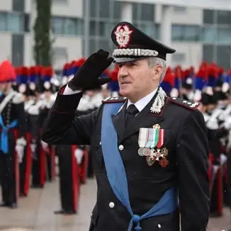 Il generale che ha ricordato a tutti che siamo vivi (e per questo è stato cacciato)\n\u00A0\n