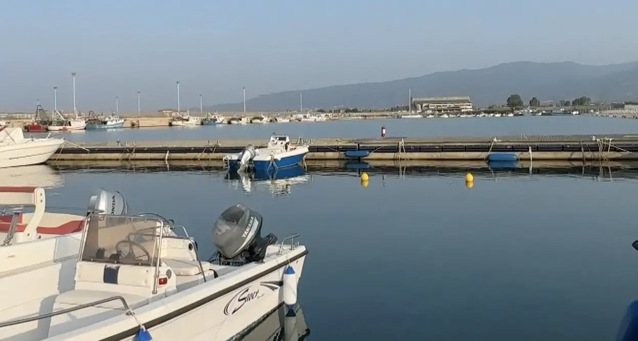 Porto di Corigliano, progetto da 22 milioni per una nuova banchina turistica. Ma c’è chi è contrario: «Ce ne sono almeno 3 inutilizzate»