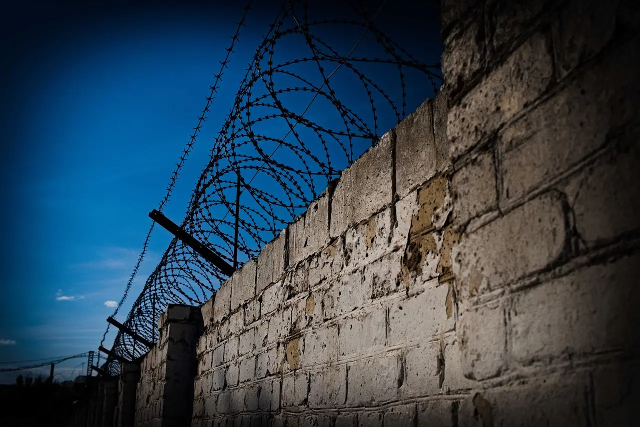 Il grido dalle carceri italiane: «Disumane, sovraffollate, ignorate dalla politica che finge di non capire»\n