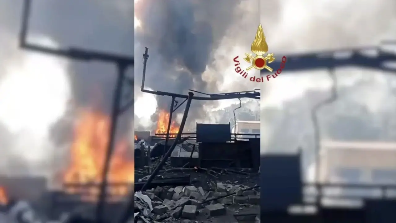Roma, esplosione\u00A0in\u00A0un distributore di carburanti: 40 feriti. Evacuato un centro estivo per bambini