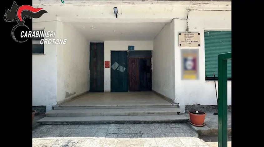 Frode di fondi pubblici, sequestrata una cooperativa sociale operante nel Crotonese