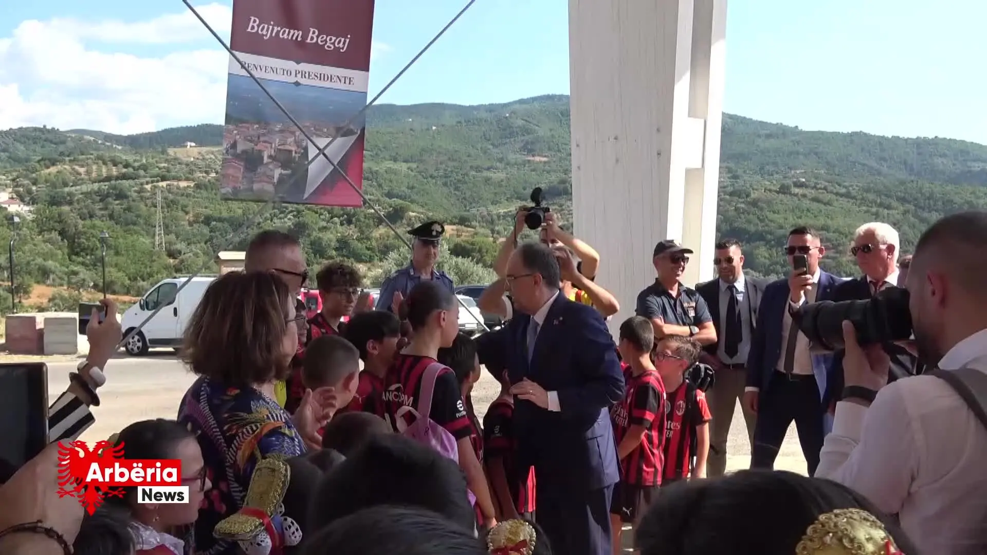 Per l'arrivo di Begaj festa a San Cosmo Albanese e San Demetrio Corone