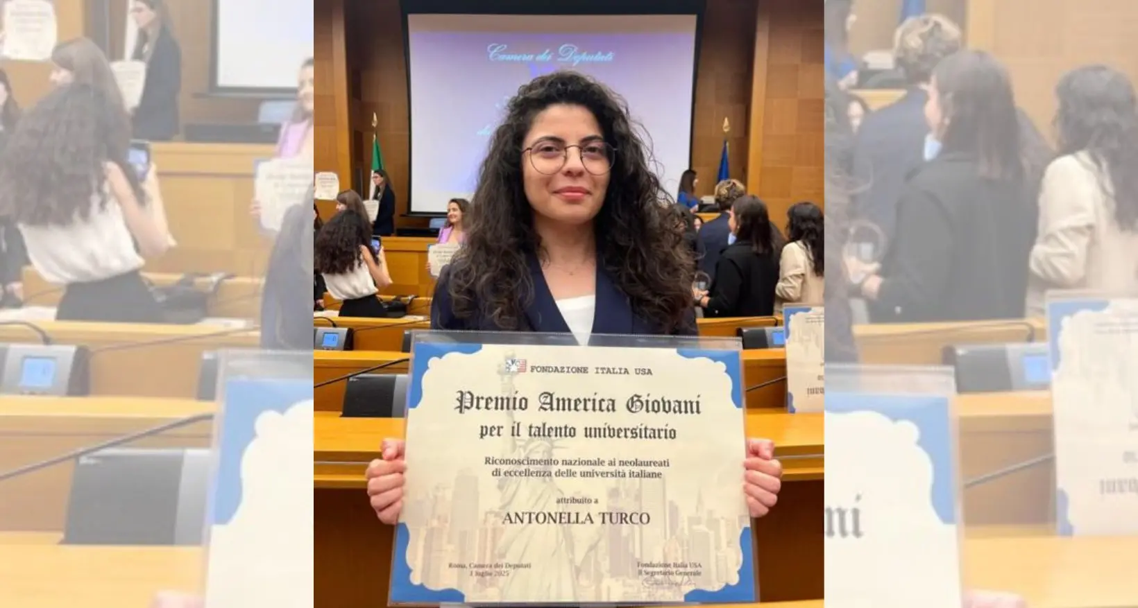 La studentessa calabrese Antonella Turco tra i mille neolaureati italiani insigniti del Premio America Giovani\n