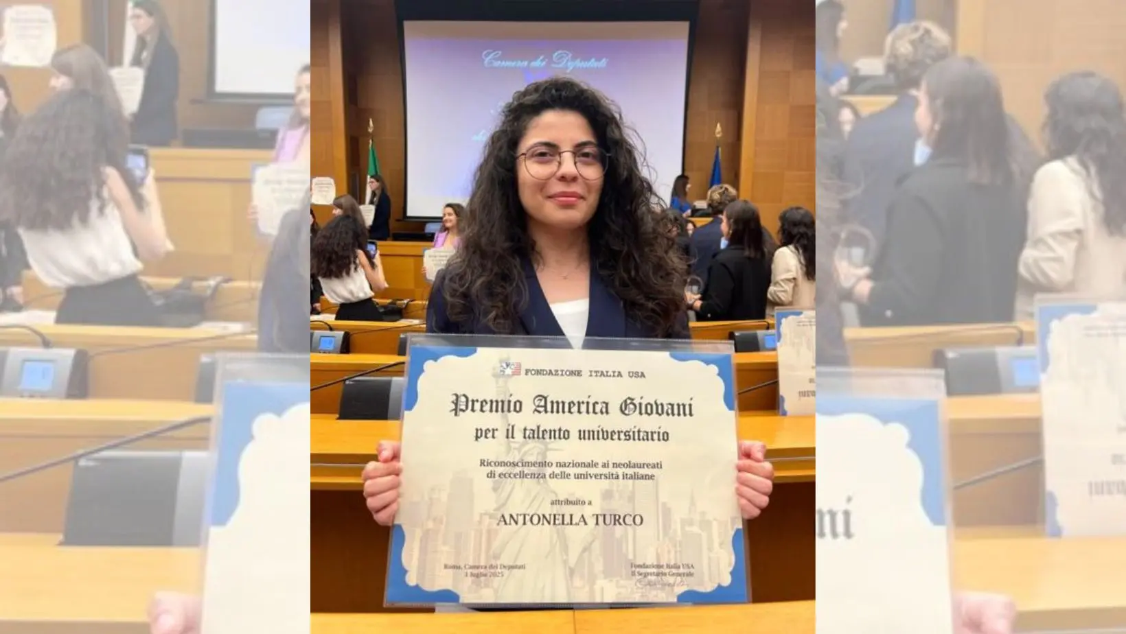 La studentessa calabrese Antonella Turco tra i mille neolaureati italiani insigniti del Premio America Giovani\n