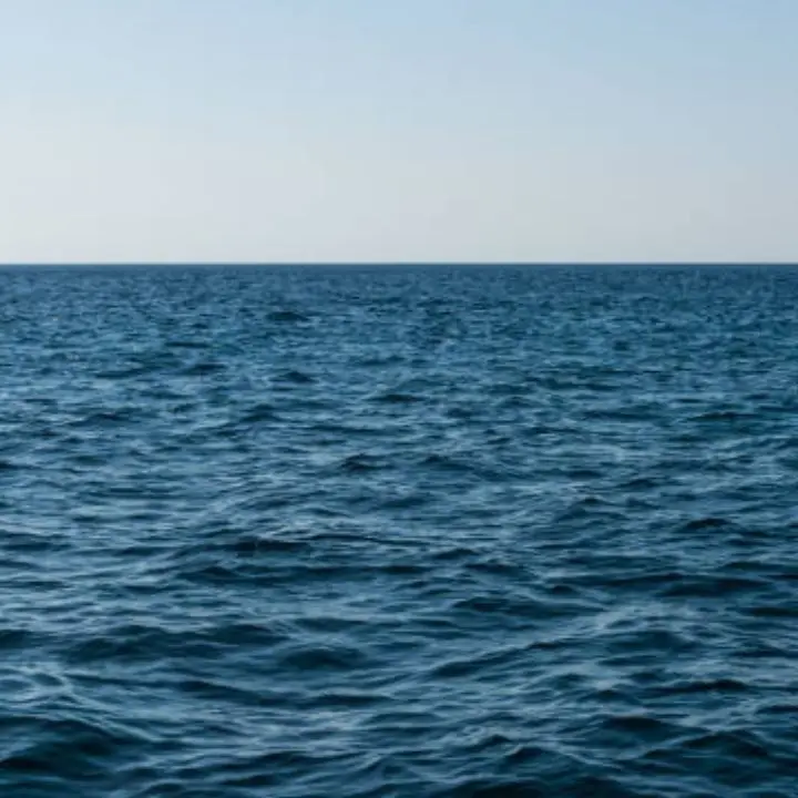 Mediterraneo sempre più bollente, Goletta verde lancia l’allarme: «Non è caldo, è crisi climatica»\n