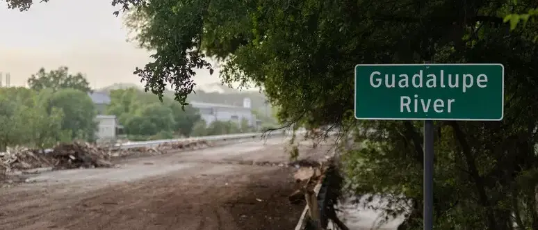 Alluvione in Texas, almeno 50 i morti:\u00A0si cercano ancora 27 bambine\n