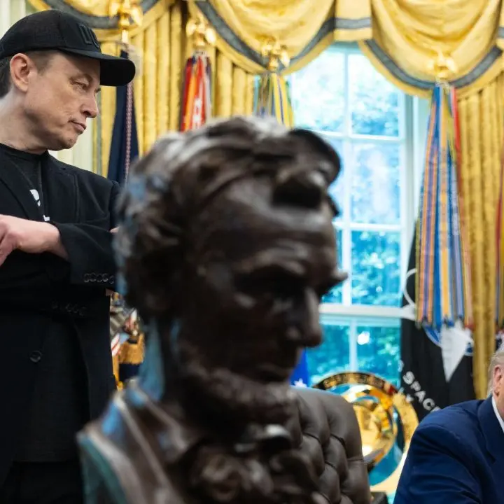 Altro che repubblicani e democratici: Elon Musk lancia il “Partito dell’America” e sfida Trump\n