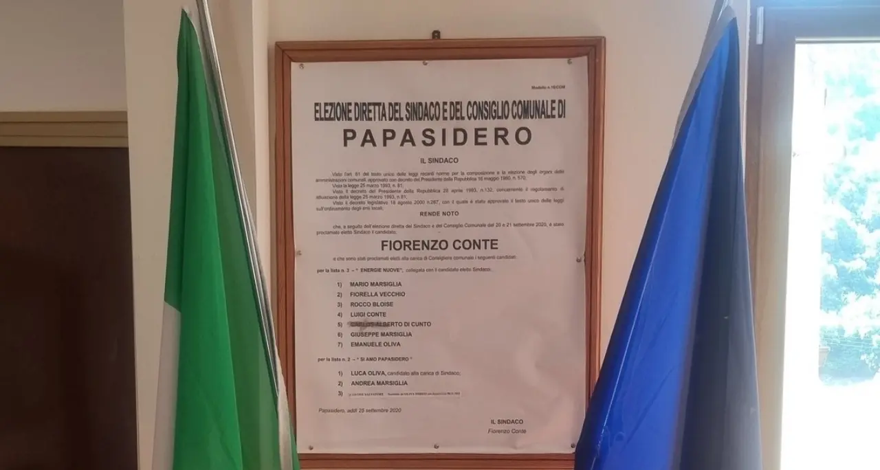 Papasidero, vernice sul nome del consigliere Di Cunto che denuncia: «Gesto offensivo»\n