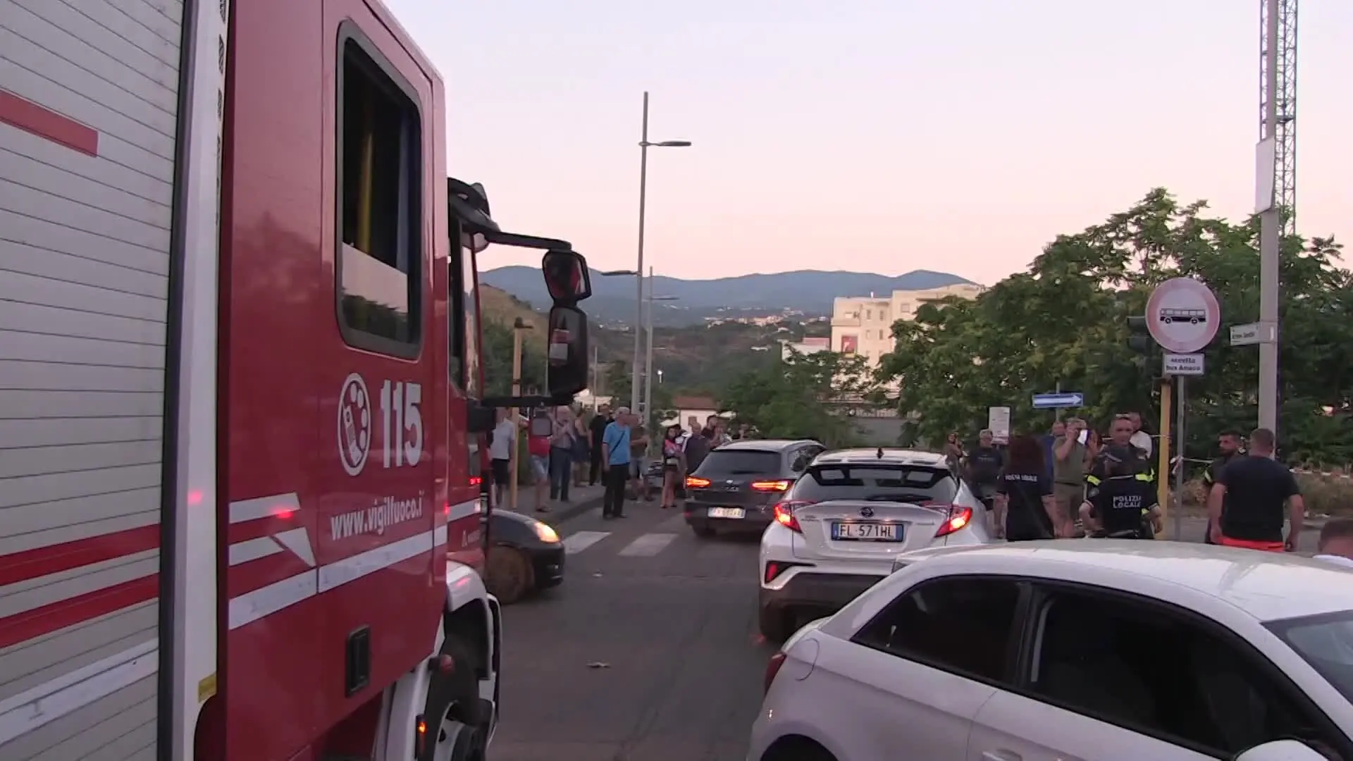 Tragico incidente a Cosenza: donna muore davanti alla nipote 12enne