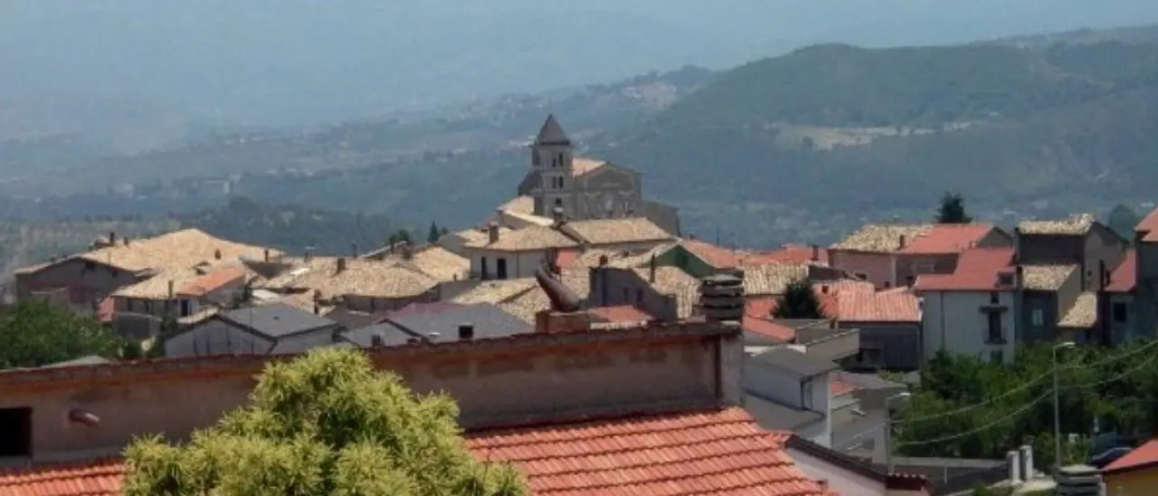 Cerisano palcoscenico del sapere: al via il corso “Linguaggi dello spettacolo e della comunicazione”\n