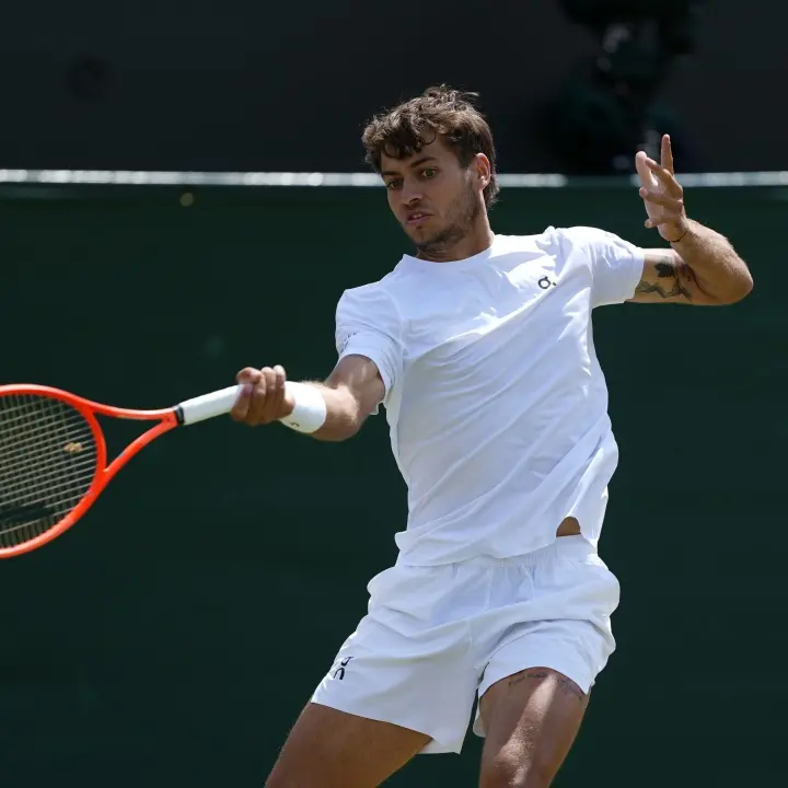 Tennis, Cobolli batte Cilic e approda ai quarti di finale a Wimbledon\n