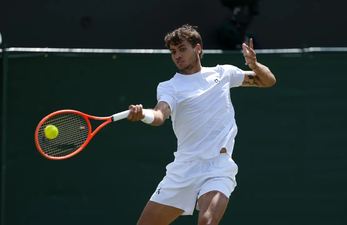 Tennis, Cobolli batte Cilic e approda ai quarti di finale a Wimbledon\n