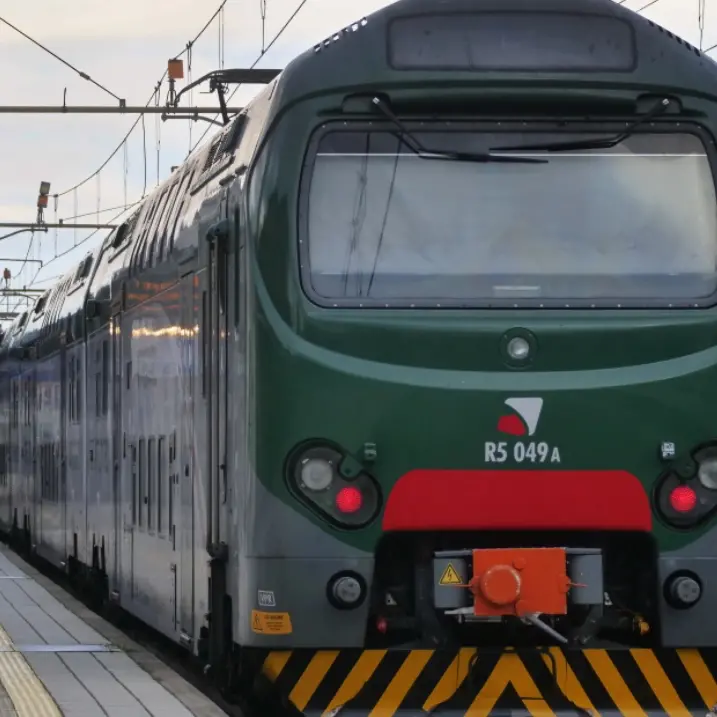 Nuovo sciopero dei treni, possibili disagi per i passeggeri: ecco le fasce garantite\n