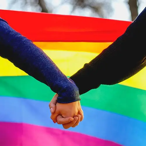 In Forza Italia avanza la linea dei diritti: Ninzoli e Leoni aprono alle istanze LGBTQ+ e sfidano Vannacci\n