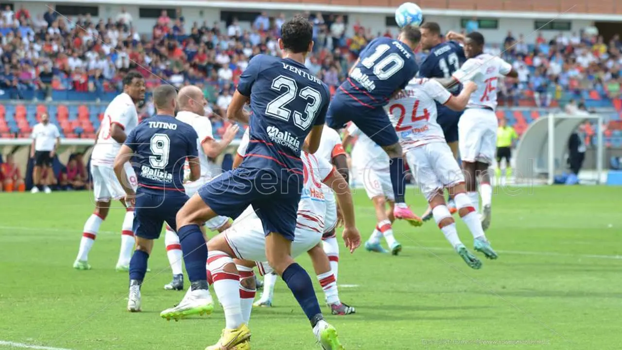 Cosenza-Sudtirol 2-2: il tabellino del match giocato al Marulla