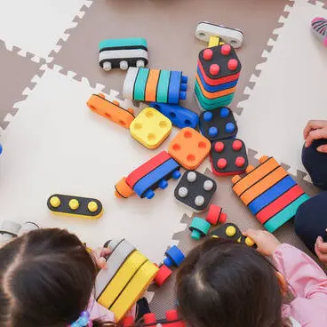 Lieto fine per il bimbo di Rende rimasto senza scuola. Da martedì potrà entrare in classe