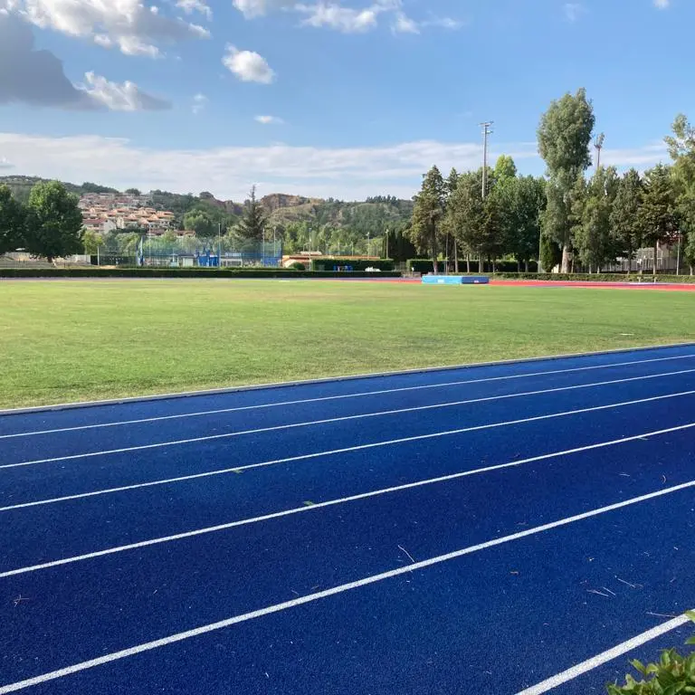 Cosenza, pronta per essere consegnata ai cittadini la pista d'atletica di via degli Stadi