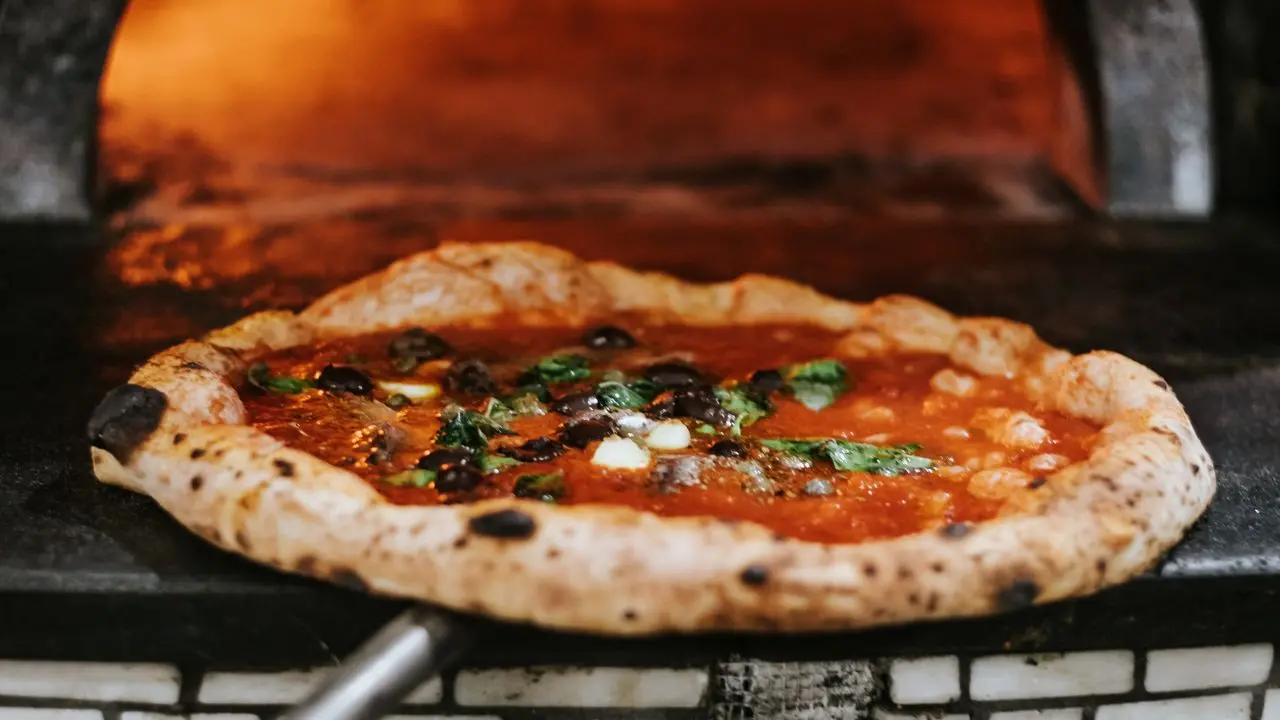 Cosenza, le migliori pizzerie pronte a invadere l'isola pedonale per il \"We Love Pizza Festival\"
