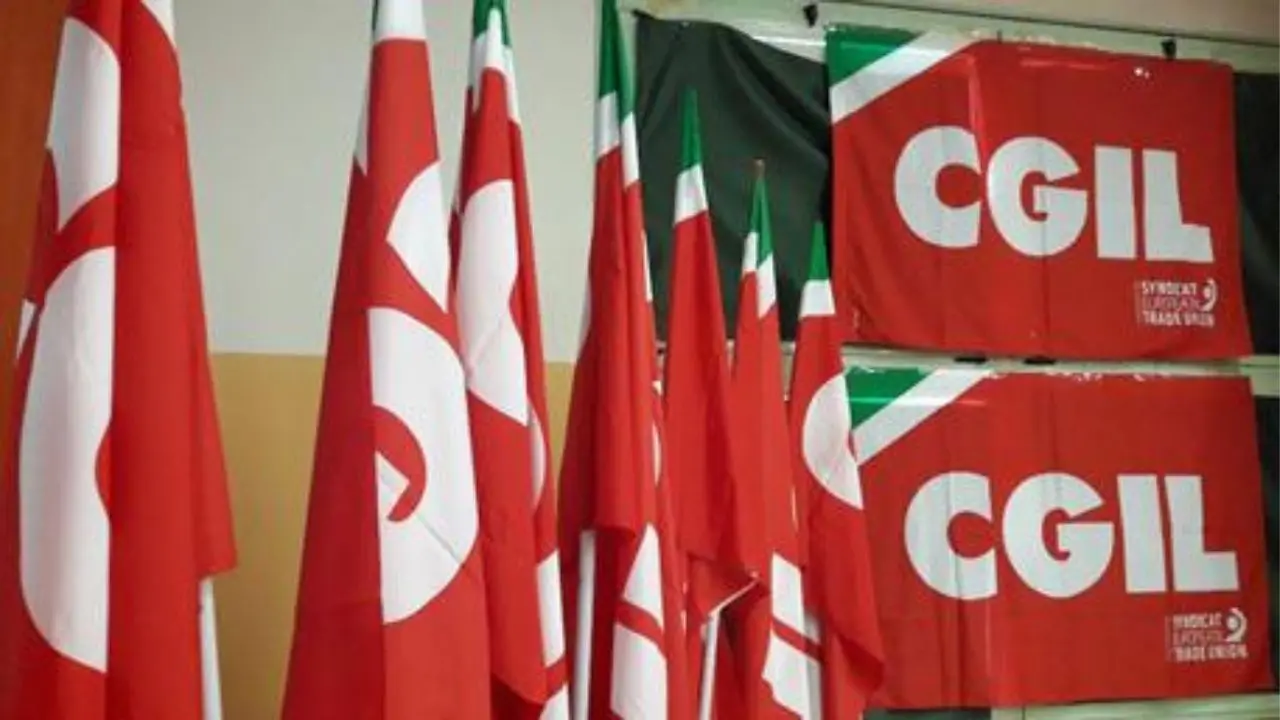 Ospedale di Cosenza, la Cgil annuncia una manifestazione ad ottobre: «Il sistema implode»