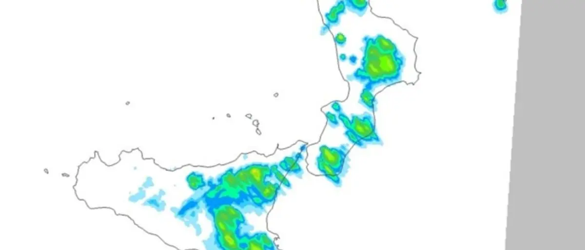 Calabria, temporali di forte intensità: allerta gialla su tutta la regione