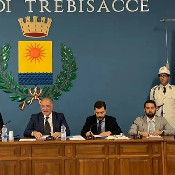 Trebisacce, maggioranza in bilico: domina l’incertezza politica