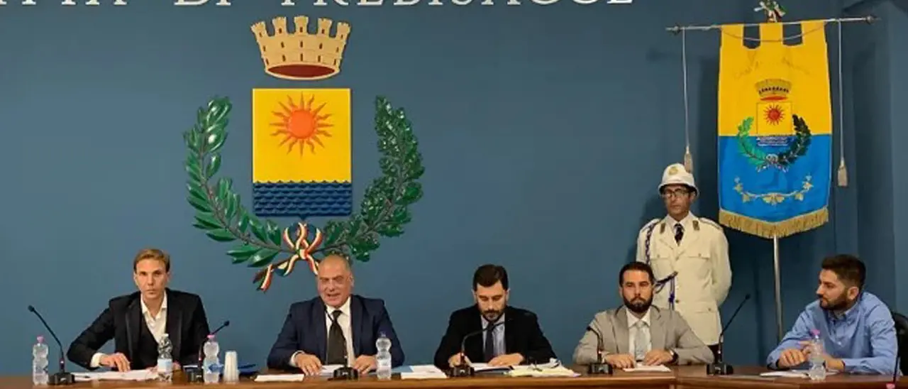 Trebisacce, maggioranza in bilico: domina l’incertezza politica