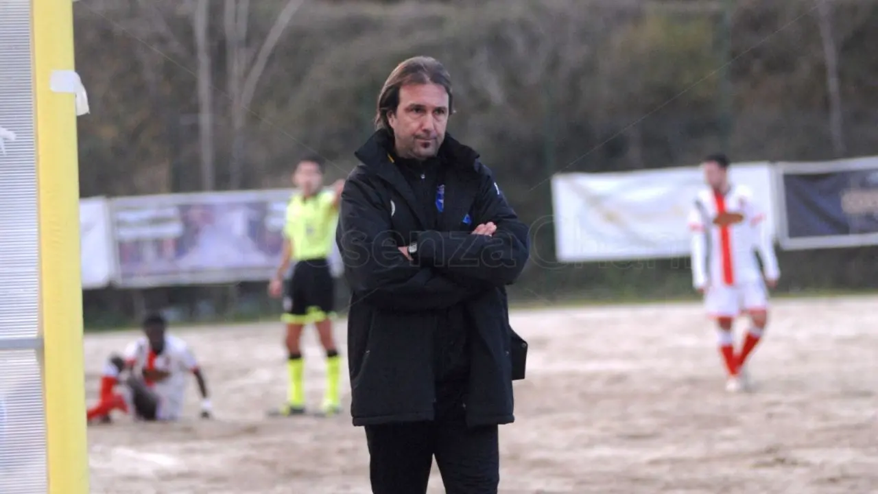 Paolana, Vittorio Perrotta è il nuovo allenatore: subentra al posto di Petrucci