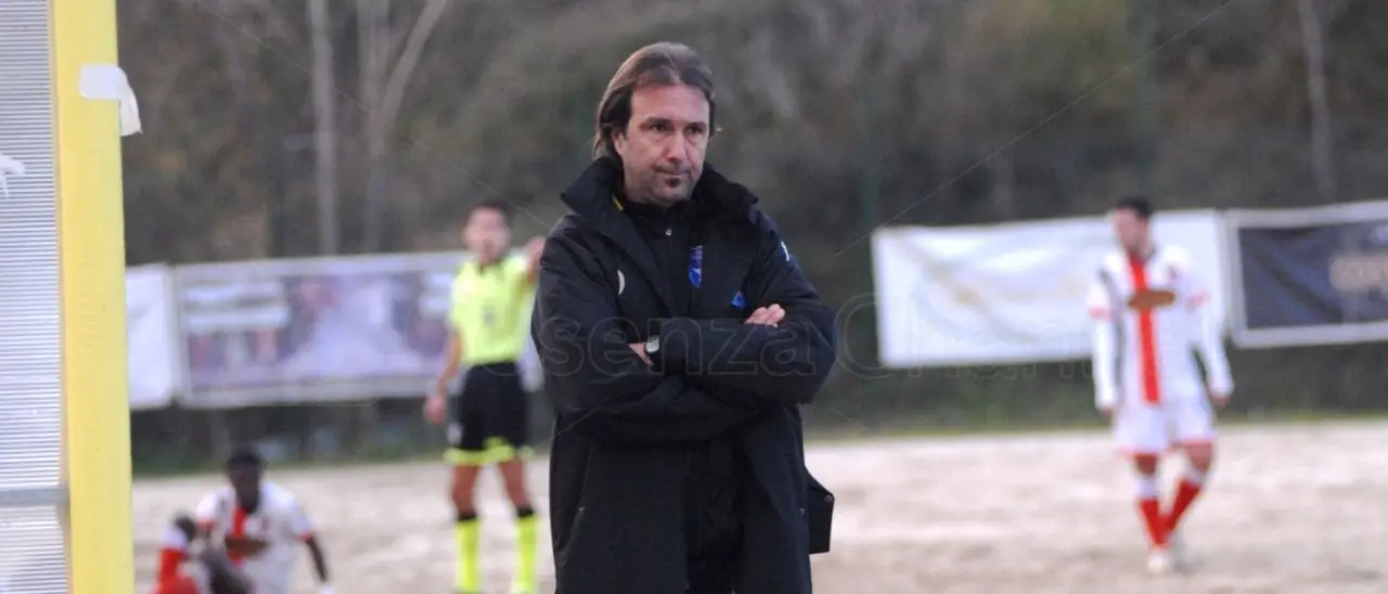 Paolana, Vittorio Perrotta è il nuovo allenatore: subentra al posto di Petrucci