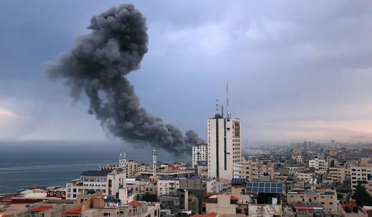 Israele interrompe la tregua a Gaza, 356 morti nella notte: molti sono bambini