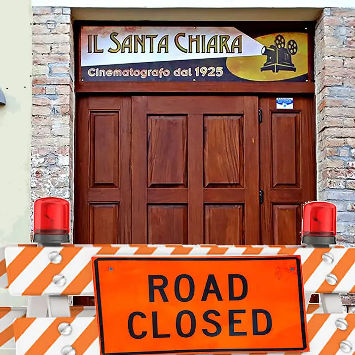 Rende, i commissari colpiscono ancora. Chiuso il cinema Santa Chiara, il più antico della Calabria