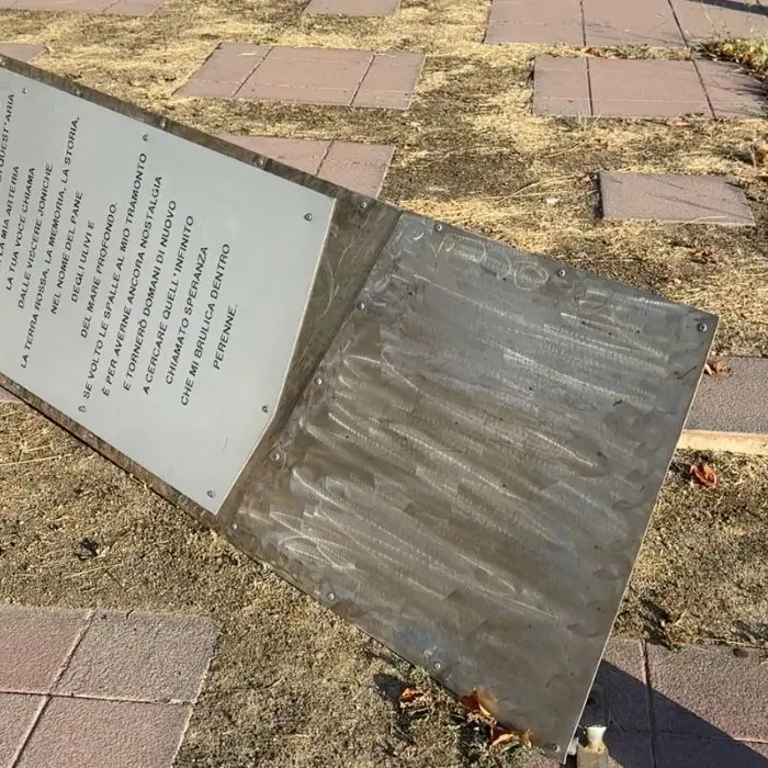 Corigliano Rossano, atti di vandalismo minano la bellezza artistica della città unica