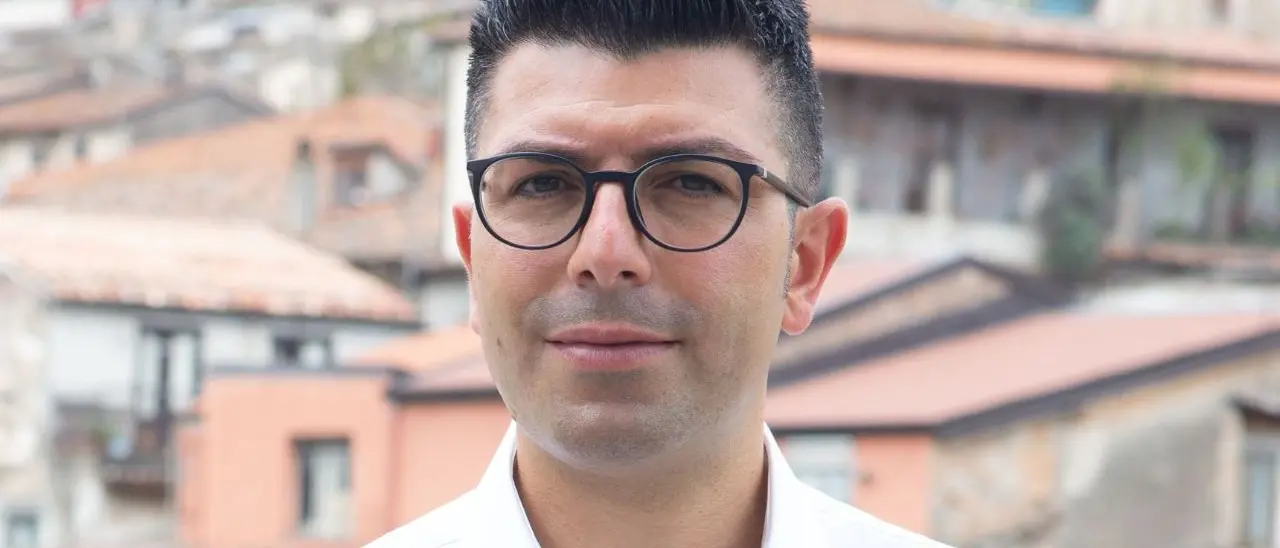 La denuncia di Spadafora: «Cinque frazioni di Cosenza da giorni senz'acqua»