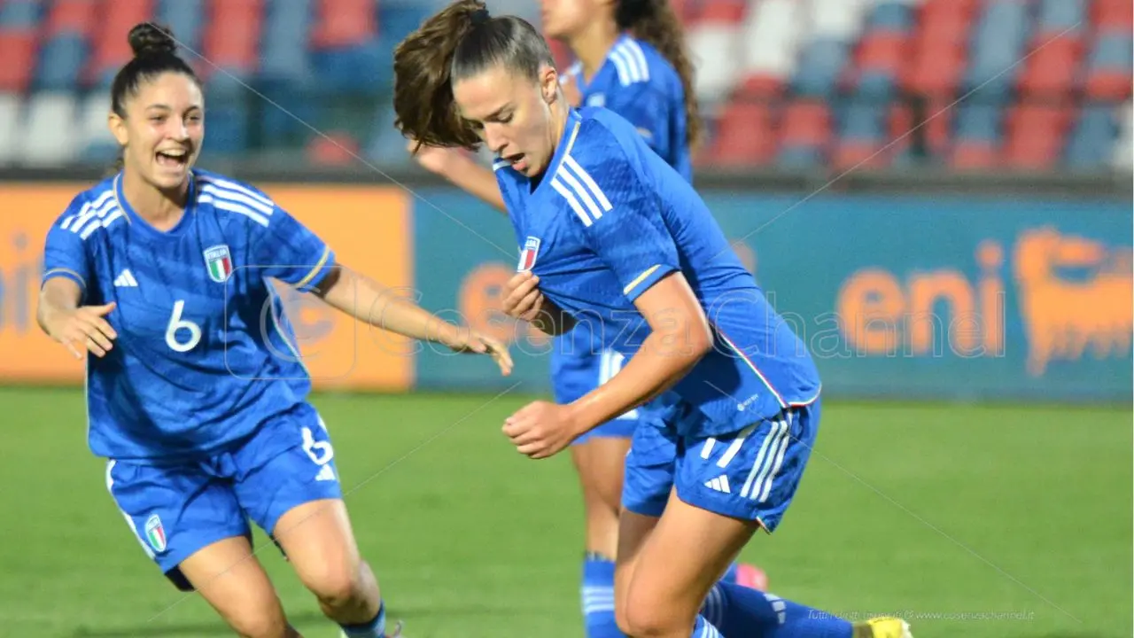 Calcio, la Nazionale femminile under 17 saluta Cosenza con un pareggio