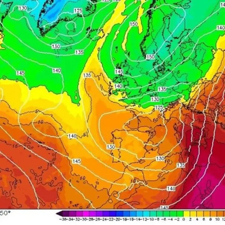 Estate piena in Calabria, ma al Nord e al Centro arriverà l'autunno