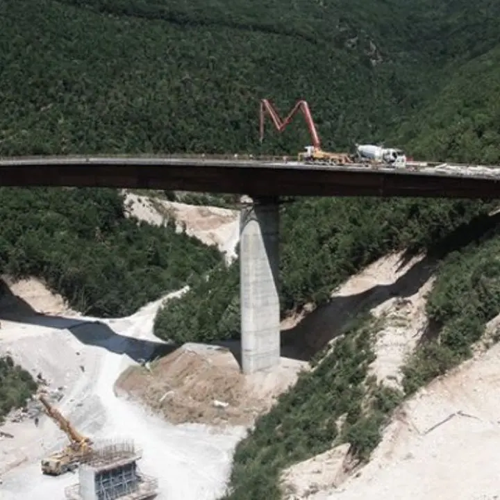 Castrovillari, operaio morto sull'ex A3: imputati assolti anche in appello