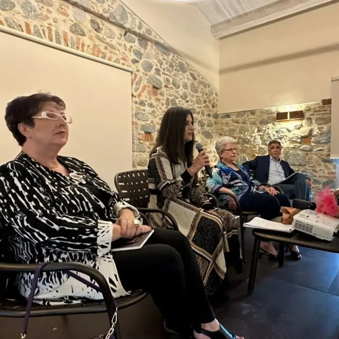 Presentata a Corigliano Rossano l'opera prima di Gemma Calabrò