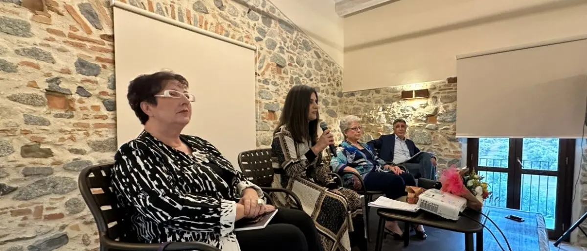 Presentata a Corigliano Rossano l'opera prima di Gemma Calabrò