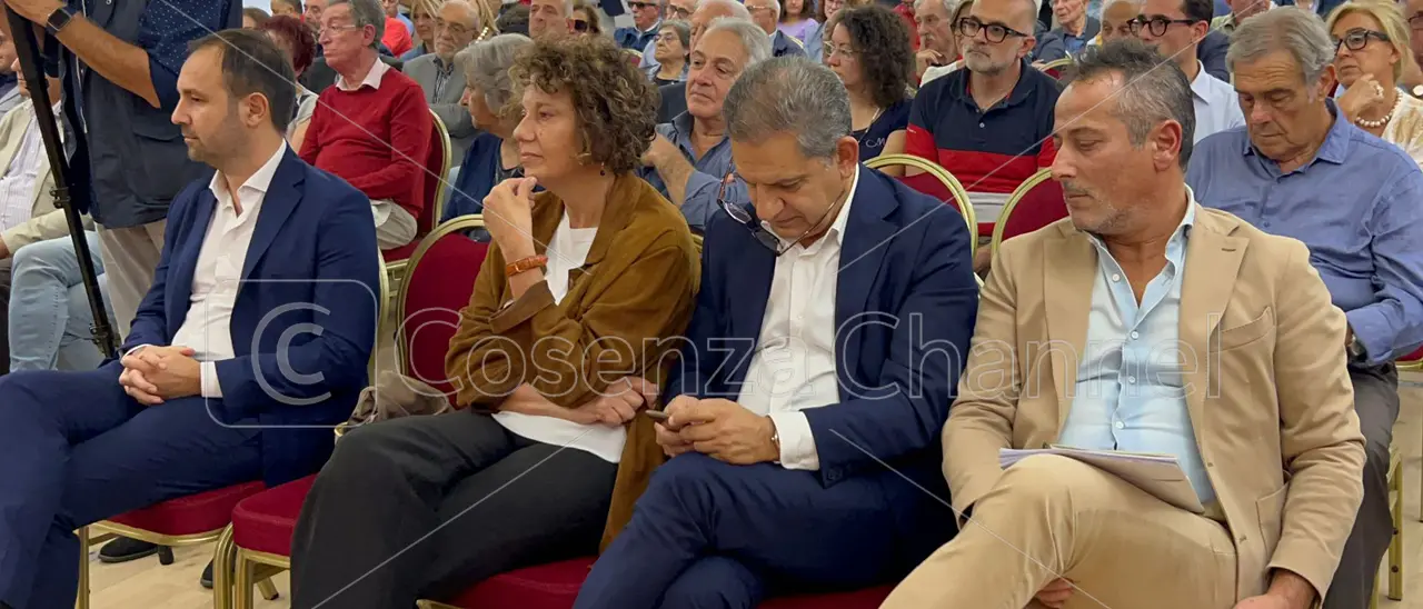 Elezioni Rende, non c’è l’intesa su Iantorno. Il Comitato popolare rompe l’unità